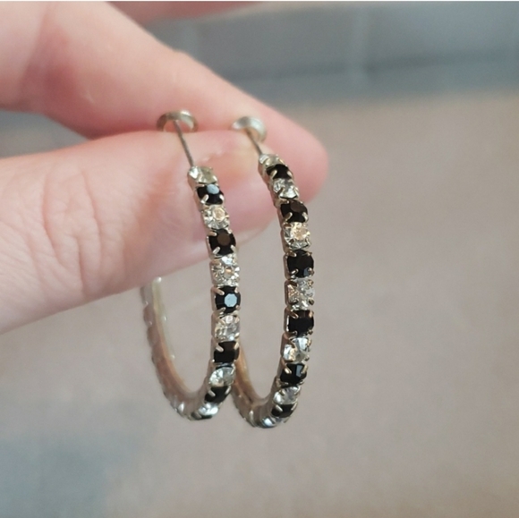 52. Black and Silver Hoop Earrings - Picture 6 of 6